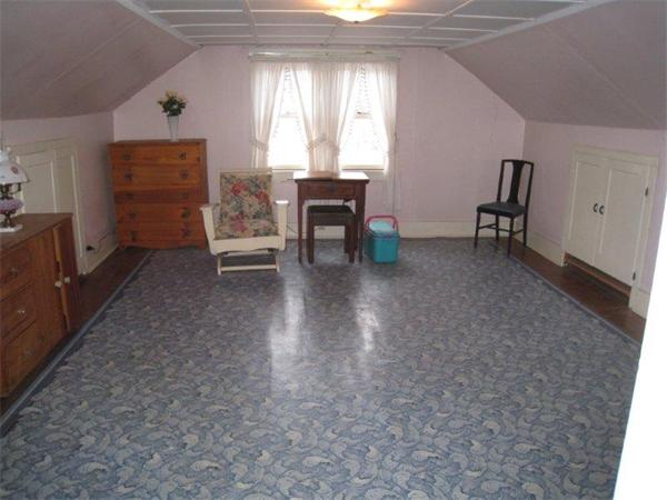 71 Maple Street West Springfield, MA 01089 - Photo 21 of 28 Gallery Image 21
