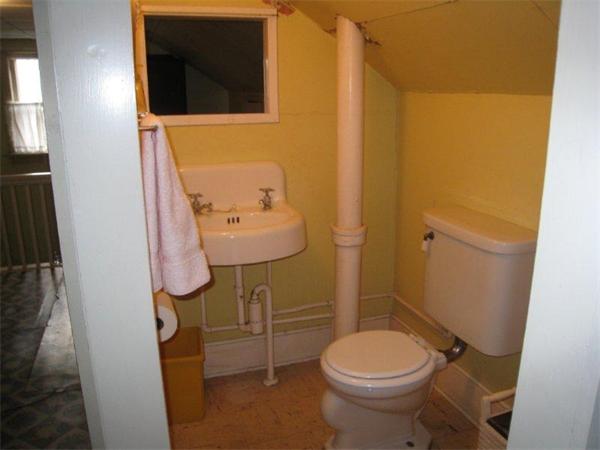 71 Maple Street West Springfield, MA 01089 - Photo 22 of 28 Gallery Image 22