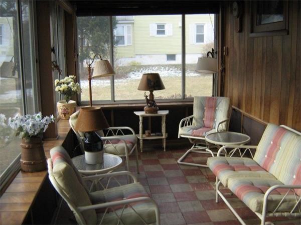 71 Maple Street West Springfield, MA 01089 - Photo 24 of 28 Gallery Image 24