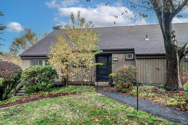 $250,000 | 487 Heritage Village, Unit A, Southbury, CT 06488
