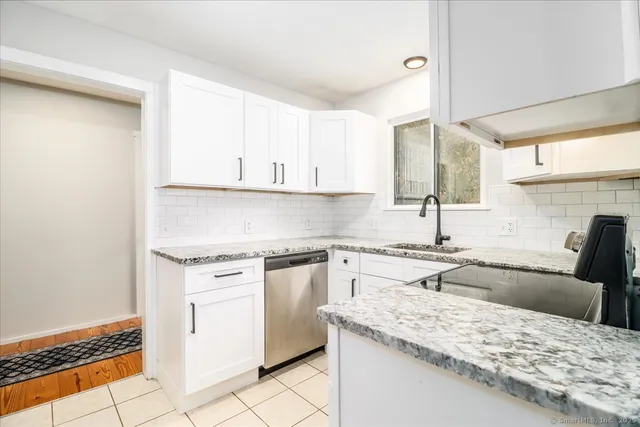 $250,000 | 487 Heritage Village, Unit A, Southbury, CT 06488