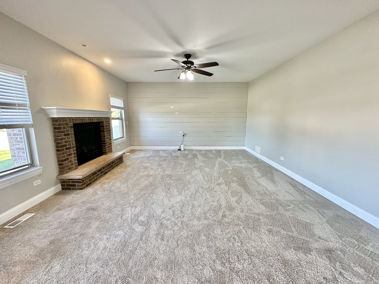 2165 High View Road New Lenox, IL 60451 - Photo 9 of 30 Gallery Image 9
