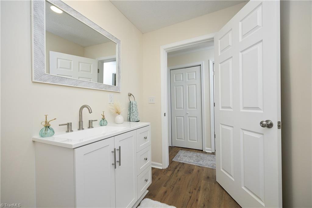 804 Harris Street Burlington, NC 27217 - Photo 19 of 39