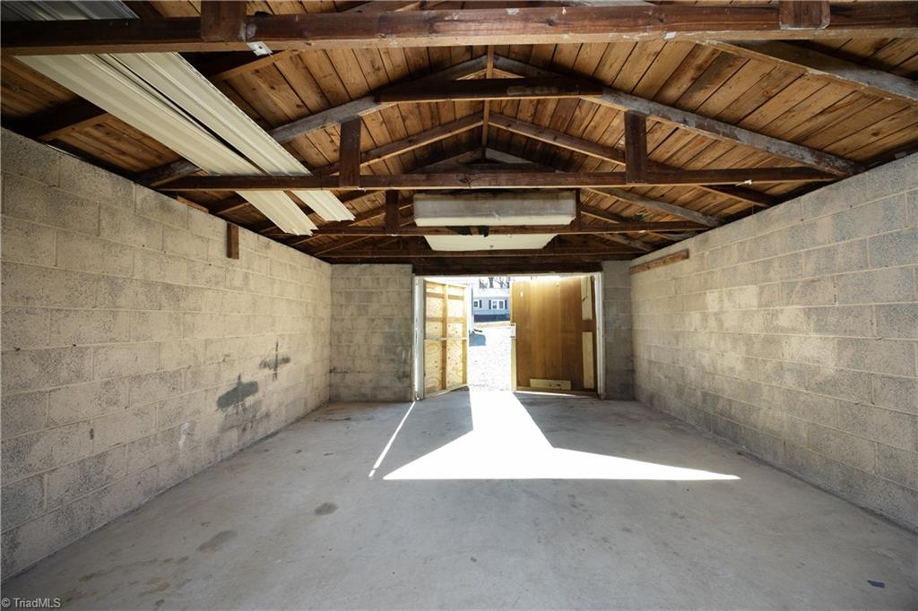 804 Harris Street Burlington, NC 27217 - Photo 38 of 39 Detached Garage/Workshop