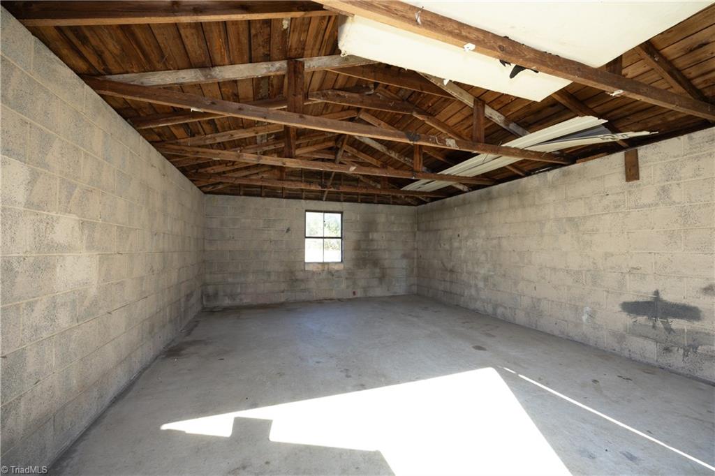 804 Harris Street Burlington, NC 27217 - Photo 39 of 39 Detached Garage/Workshop