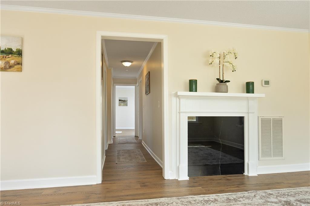 804 Harris Street Burlington, NC 27217 - Photo 10 of 39