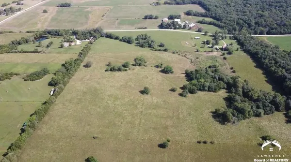 $725,000 | 1447-1449 North 150th Road, Baldwin City, KS 66006