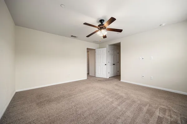 $295,000 | 2304 South Lakeline Boulevard, Unit 542, Cedar Park, TX 78613