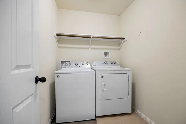 $295,000 | 2304 South Lakeline Boulevard, Unit 542, Cedar Park, TX 78613