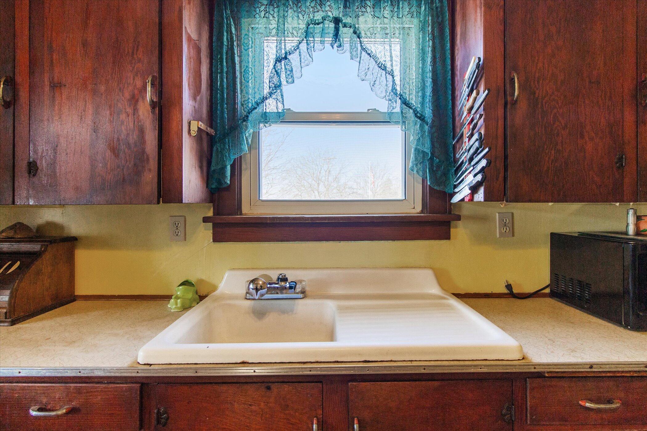3022 Coral Road Northeast Edmore, MI 48829 - Photo 16 of 45 16-3022-E-Coral-Road-Edmore-MI-48829-Win