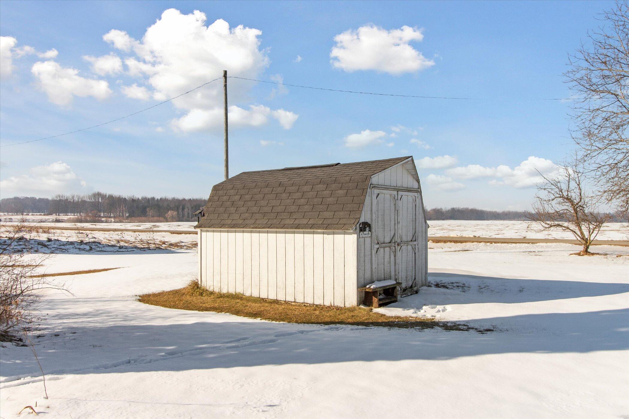 3022 Coral Road Northeast Edmore, MI 48829 - Photo 44 of 45 44-3022-E-Coral-Road-Edmore-MI-48829-Win