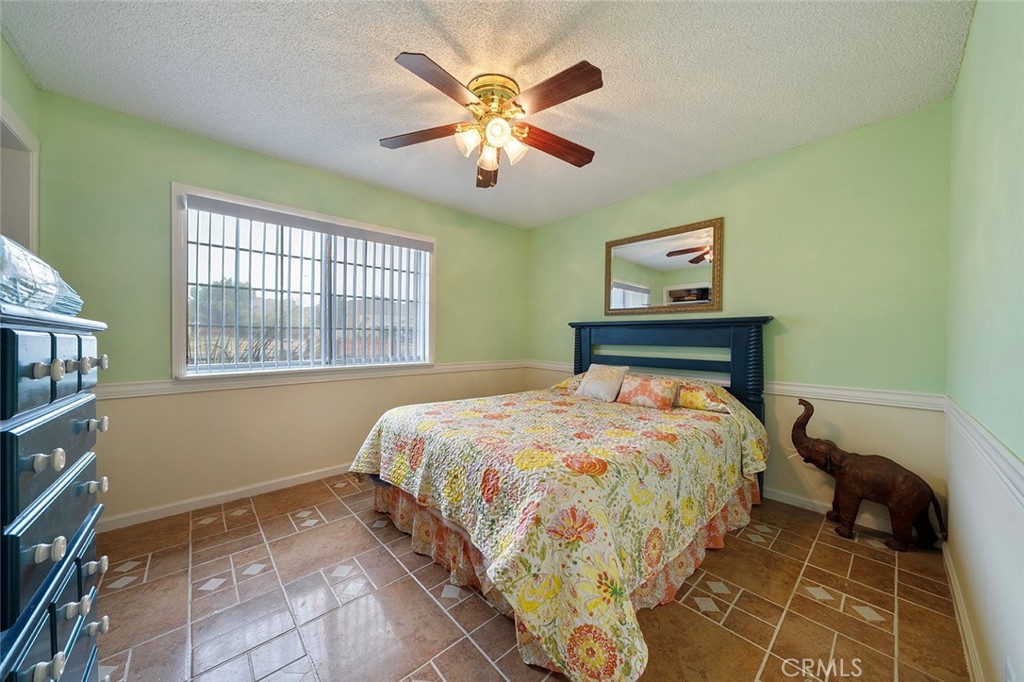 15967 Wichita Road Apple Valley, CA 92307 - Photo 14 of 34