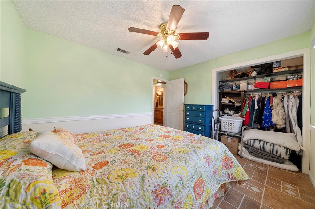 15967 Wichita Road Apple Valley, CA 92307 - Photo 15 of 34