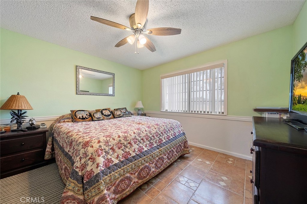 15967 Wichita Road Apple Valley, CA 92307 - Photo 16 of 34