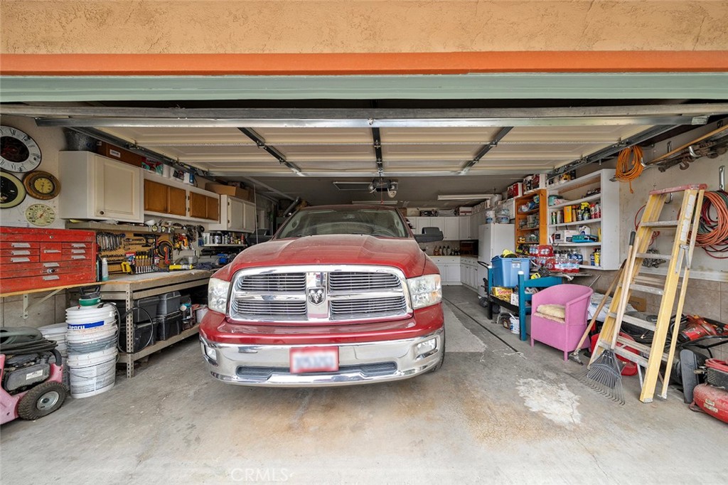 15967 Wichita Road Apple Valley, CA 92307 - Photo 22 of 34