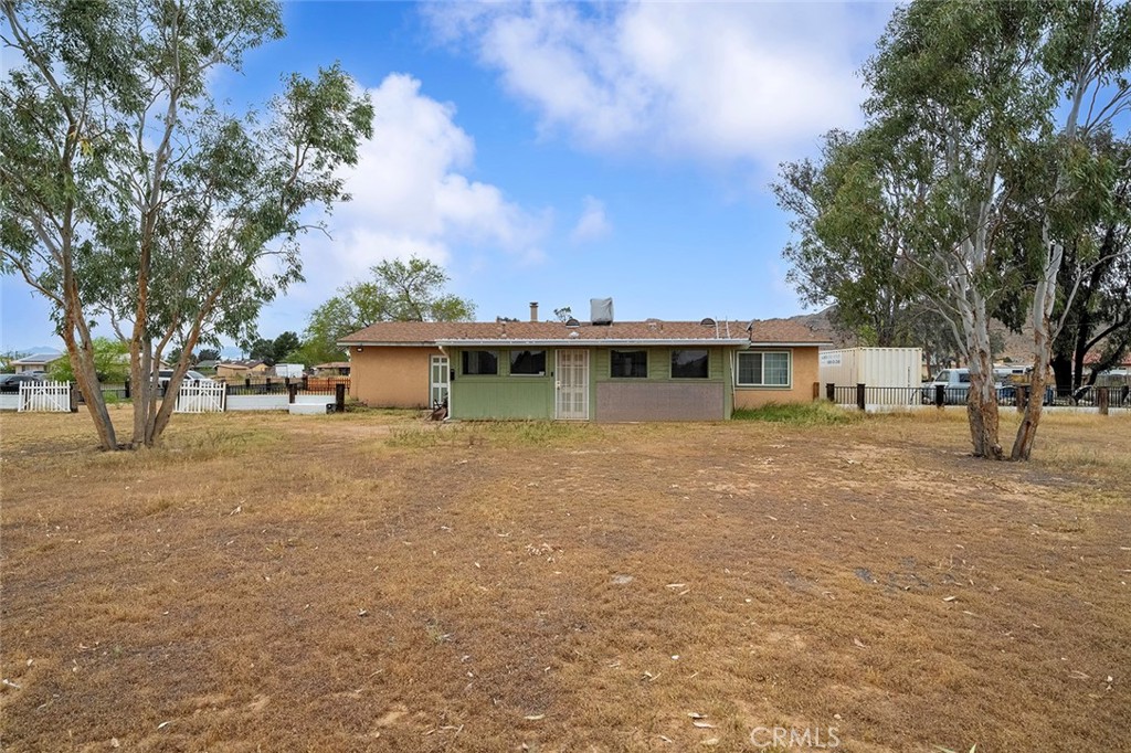 15967 Wichita Road Apple Valley, CA 92307 - Photo 26 of 34