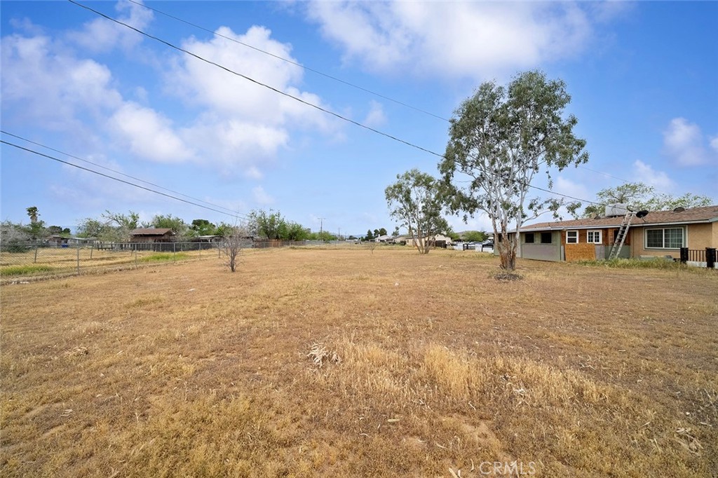 15967 Wichita Road Apple Valley, CA 92307 - Photo 28 of 34