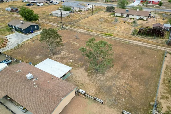 $275,000 | 15967 Wichita Road, Apple Valley, CA 92307