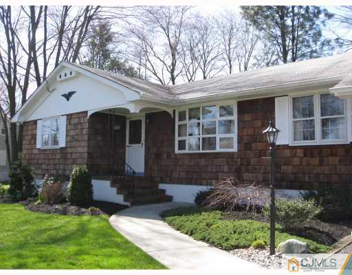 1310 Sioux Road North Brunswick, NJ 08902 - Photo 2 of 10 Gallery Image 2
