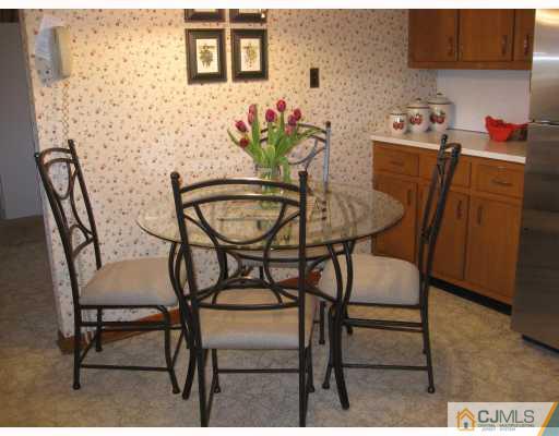1310 Sioux Road North Brunswick, NJ 08902 - Photo 5 of 10 Gallery Image 5