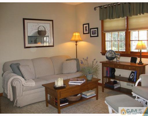 1310 Sioux Road North Brunswick, NJ 08902 - Photo 6 of 10 Gallery Image 6