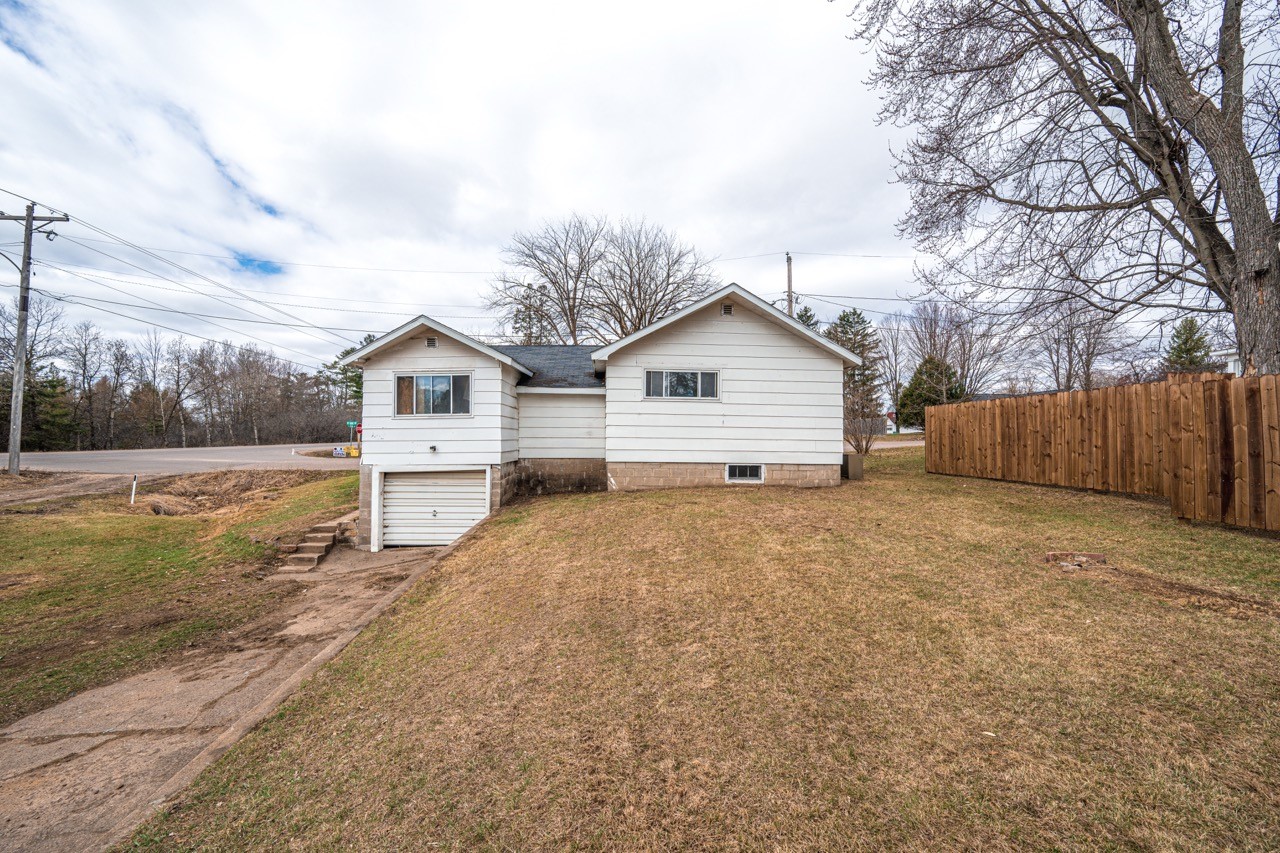 610 North 2nd Street Bruce, WI 54819 - Photo 4 of 16