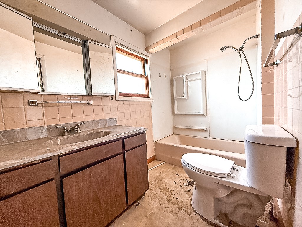 610 North 2nd Street Bruce, WI 54819 - Photo 9 of 16