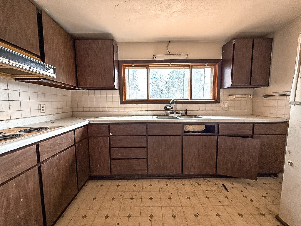 610 North 2nd Street Bruce, WI 54819 - Photo 10 of 16