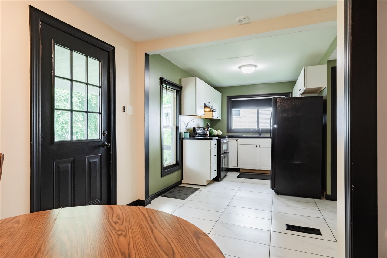 325 Grand Street Springport, MI 49284 - Photo 8 of 32
