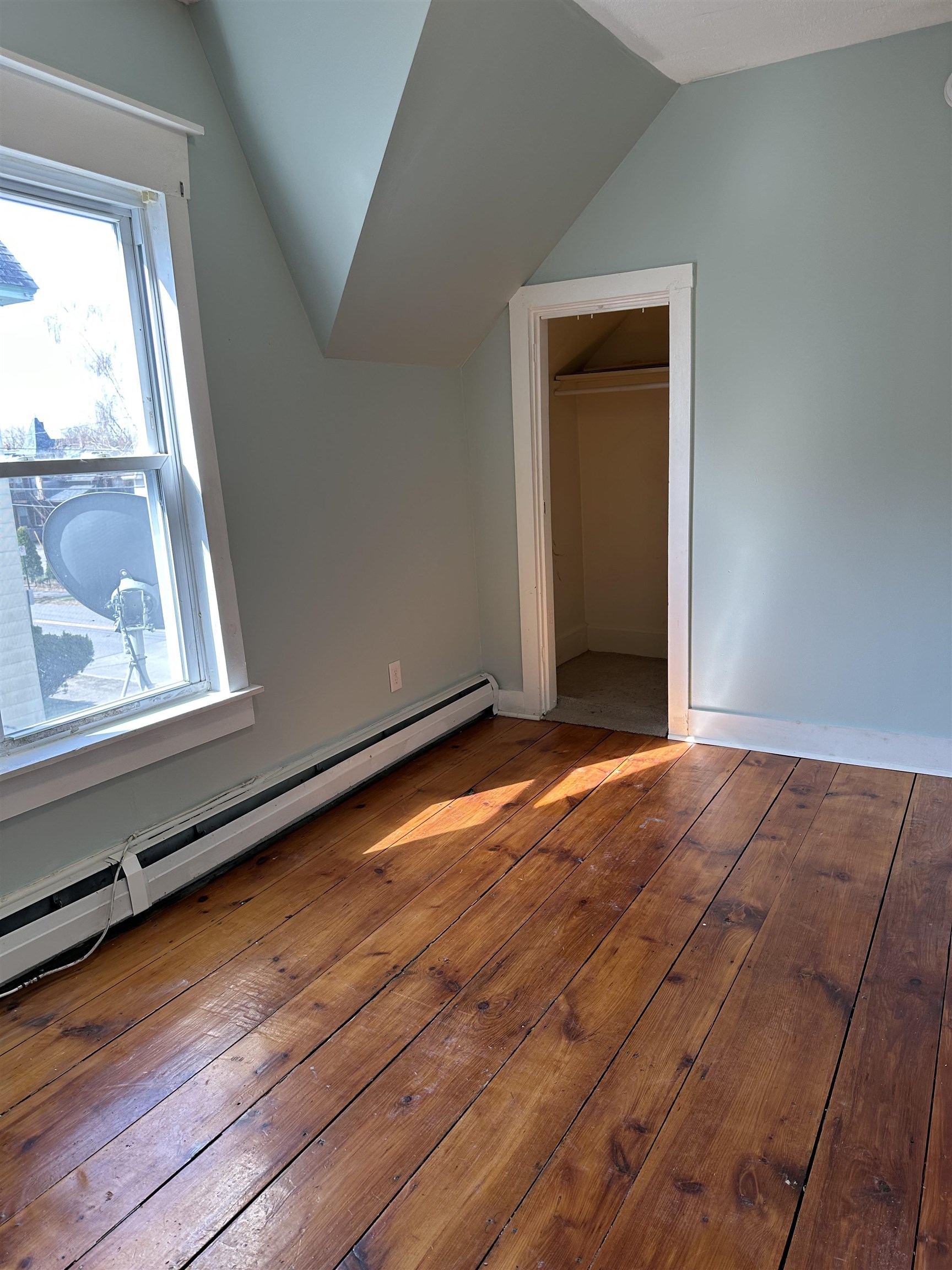 765 Union Street Manchester, NH 03104 - Photo 2 of 8