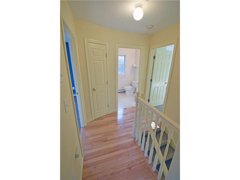 642 Oak Point Road Trenton, ME 04605 - Photo 24 of 35 2nd floor hallway.