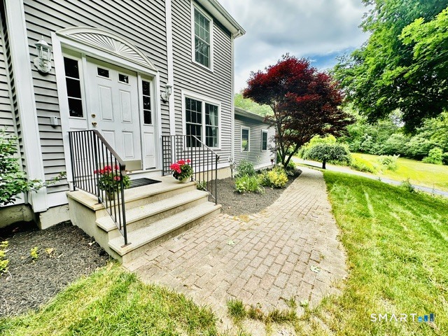92 State Avenue Killingly, CT 06241 - Photo 3 of 39