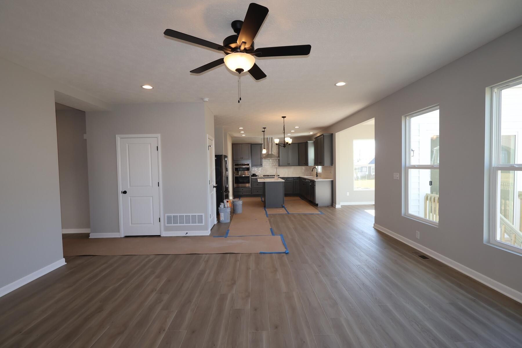 310 Reign Way Pataskala, OH 43062 - Photo 8 of 23 Living Room