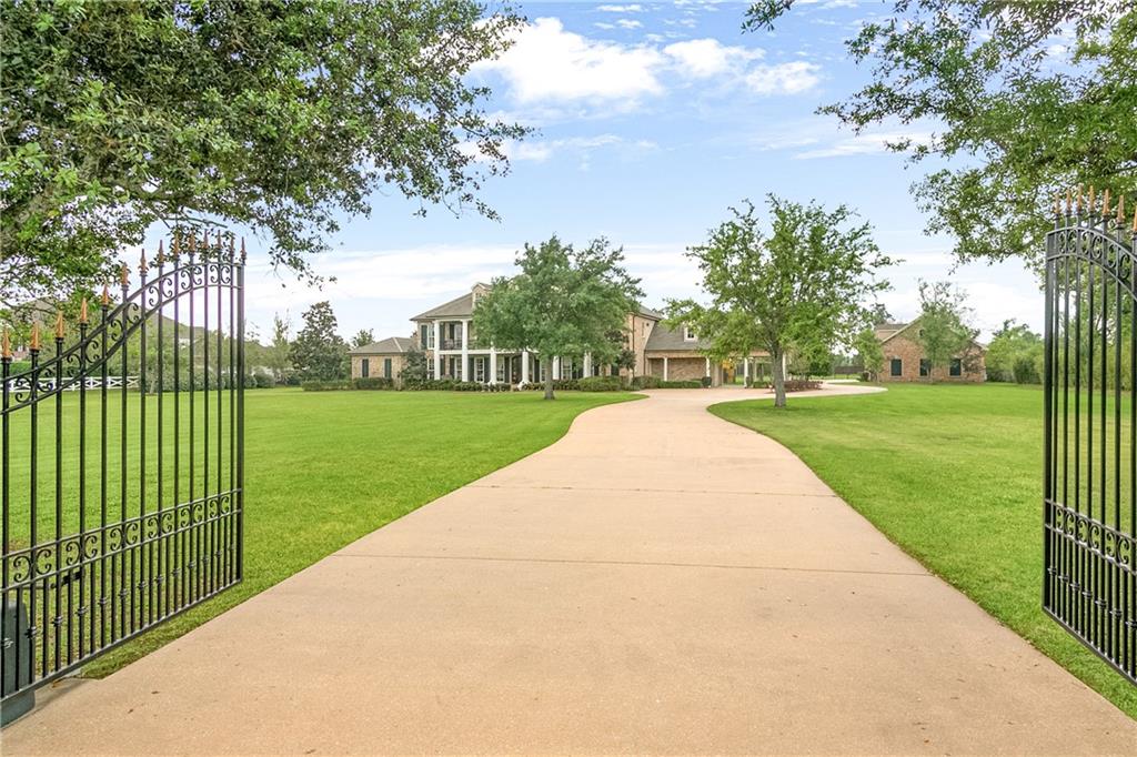 14193 River Road Luling, LA 70070 - Photo 3 of 40