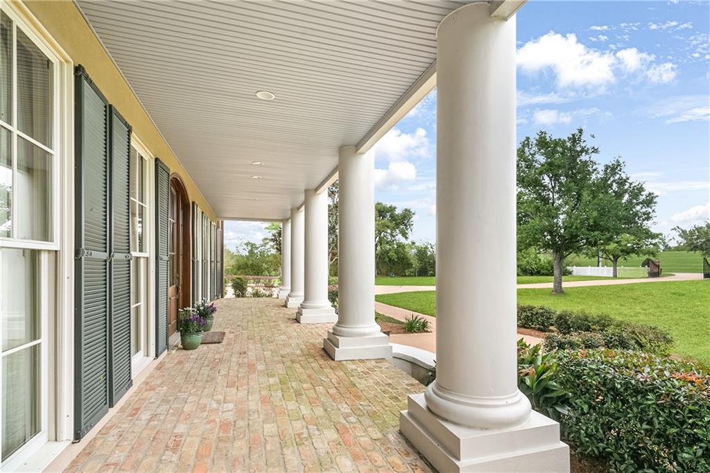 14193 River Road Luling, LA 70070 - Photo 5 of 40