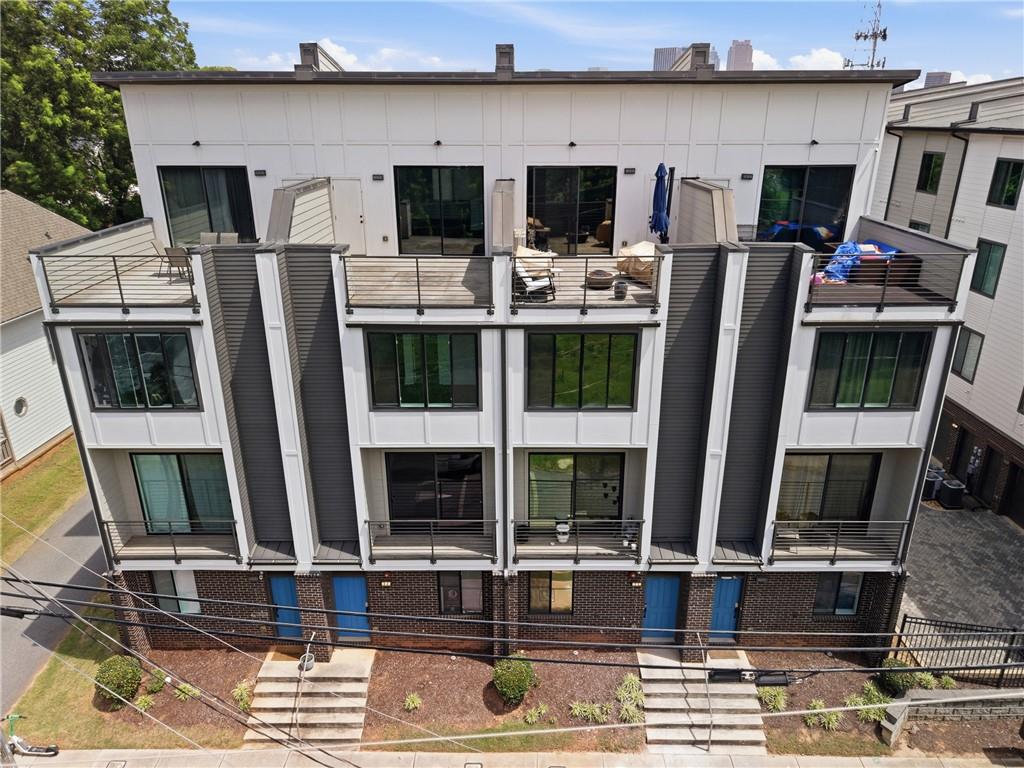 211 Bass Street Southwest, Unit 10 Atlanta, GA 30315 - Photo 2 of 34