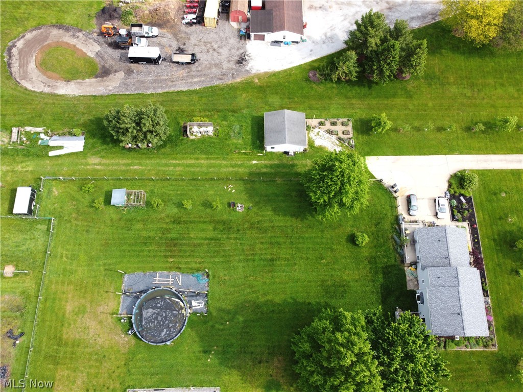 11690 Island Road Grafton, OH 44044 - Photo 38 of 43