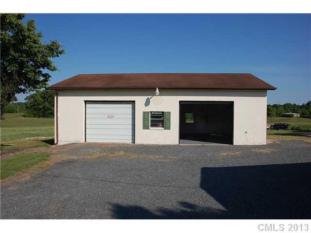 28926 Herrin Grove Road Locust, NC 28097 - Photo 4 of 16 Gallery Image 4