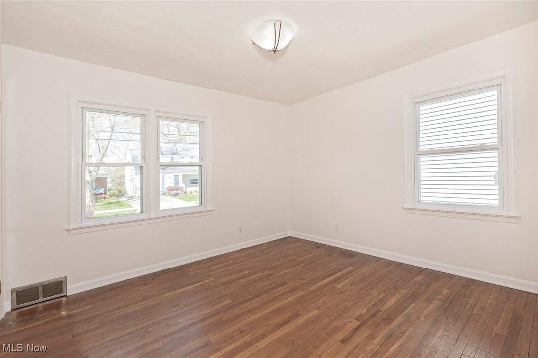 1119 Gordon Road Lyndhurst, OH 44124 - Photo 23 of 50