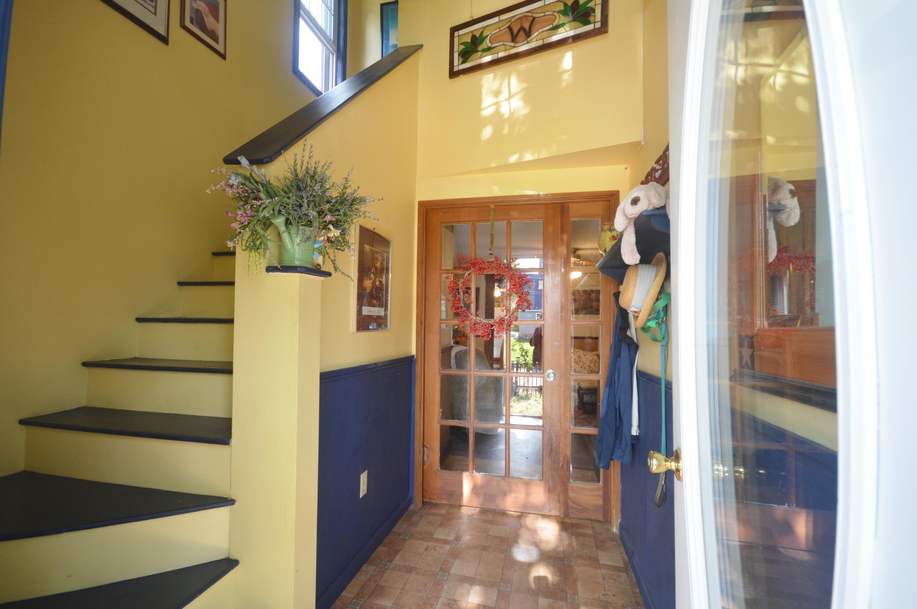 18 Lemon Street Bangor, ME 04401 - Photo 3 of 41 DSC_0007