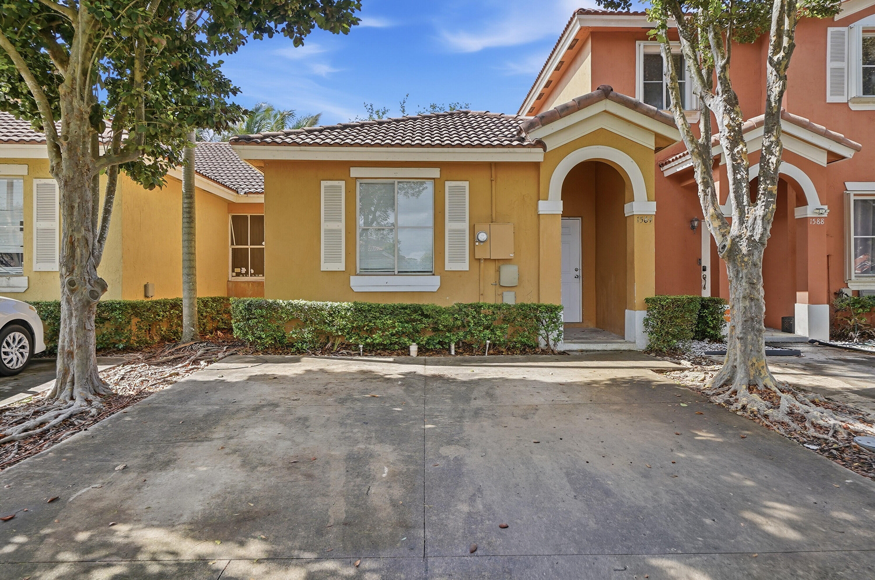 front view of house with a yard