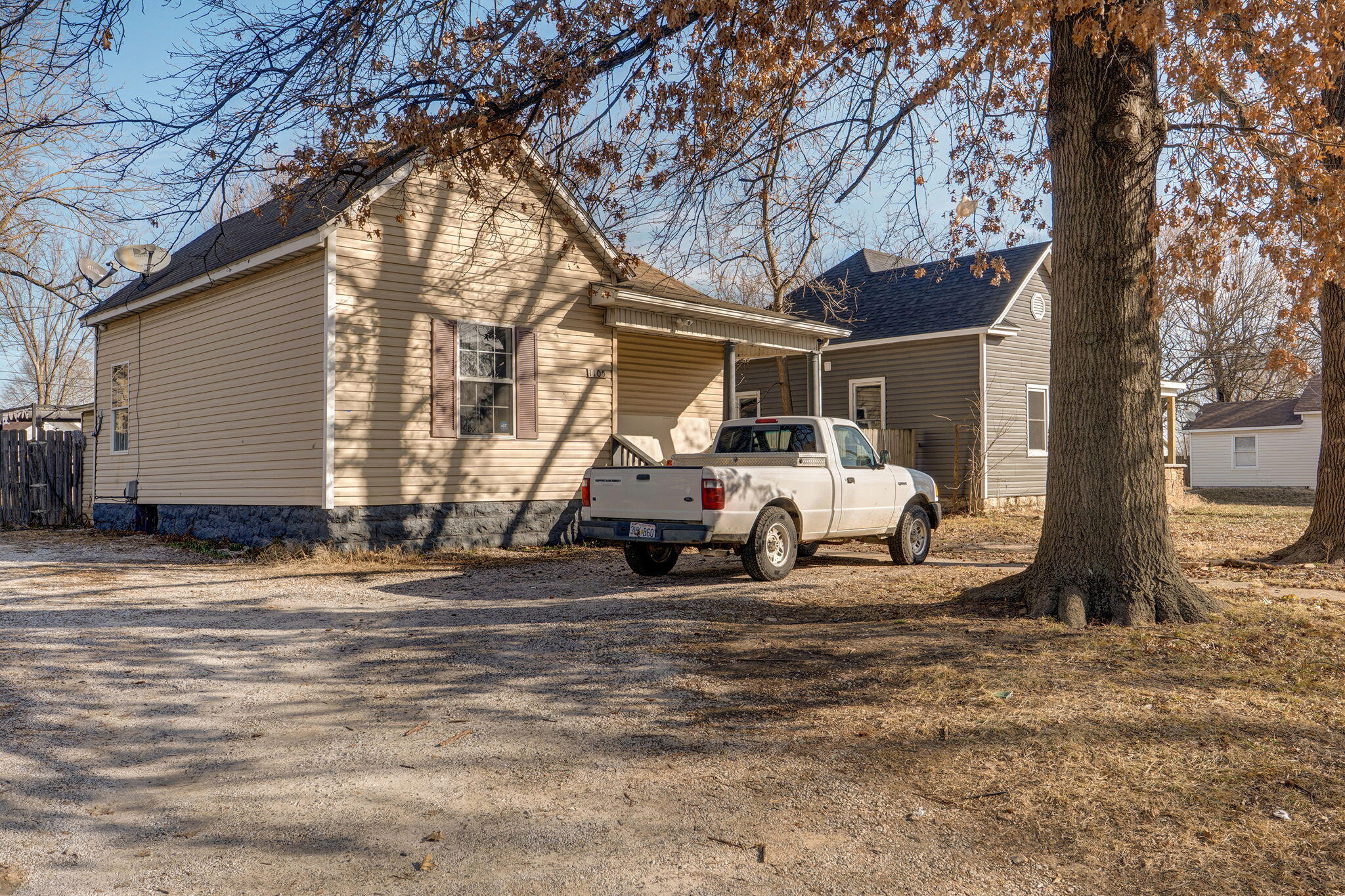 1105 West Division Street Springfield, MO 65803 - Photo 2 of 3 1105 W Division-3
