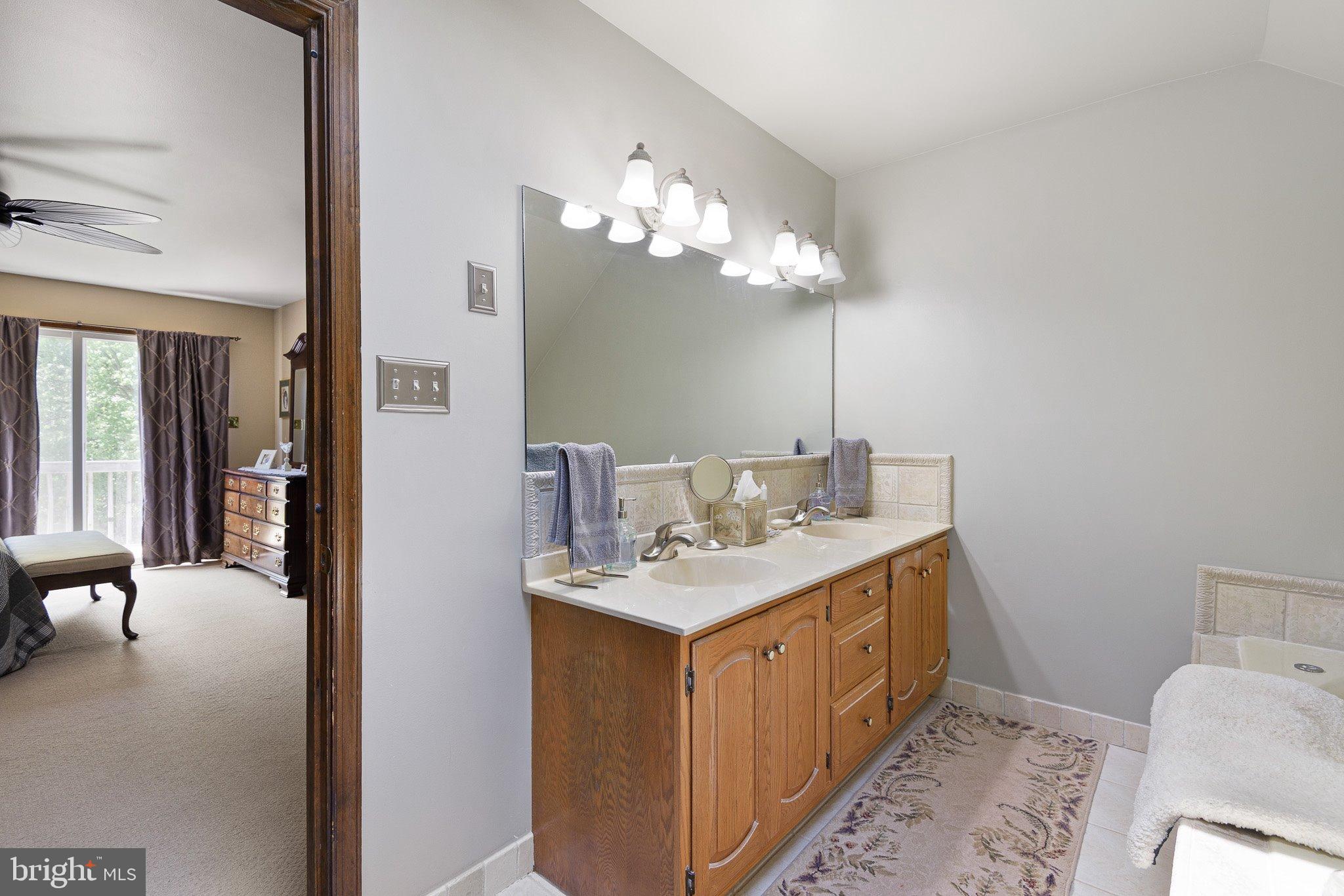 135 Blacksnake Road Elkton, MD 21921 - Photo 36 of 57 Upper level en suite