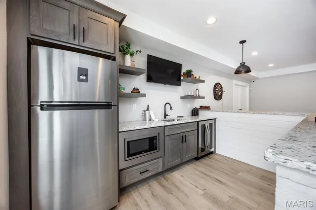 $839,900 | 449 Tyler Drive, Troy, IL 62294