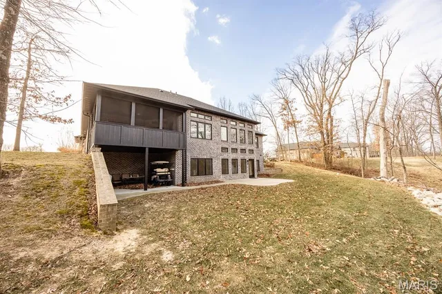 $839,900 | 449 Tyler Drive, Troy, IL 62294