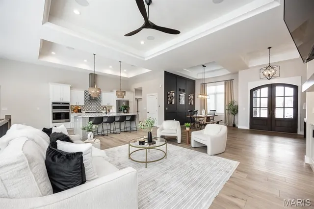 $839,900 | 449 Tyler Drive, Troy, IL 62294