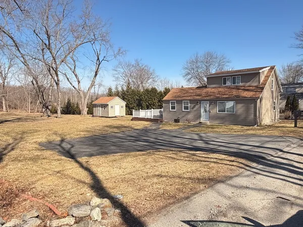 $3,500 | 7 Southbridge St Court, Auburn, MA 01501