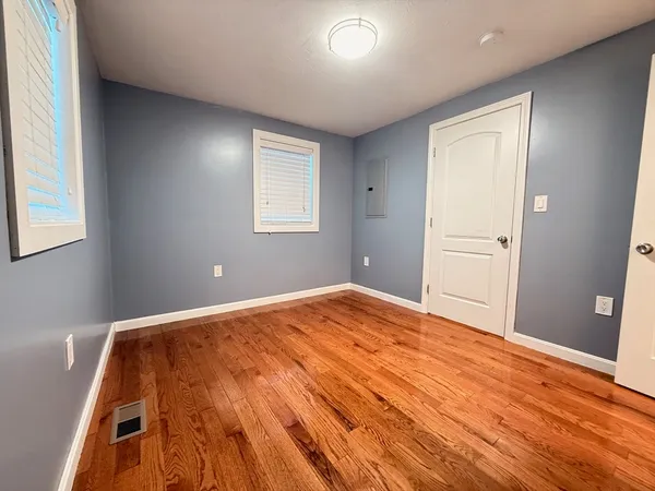 $3,500 | 7 Southbridge St Court, Auburn, MA 01501