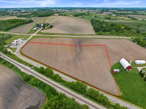 $380,000 | Lt0 Marietta Avenue, Ixonia, WI 53036