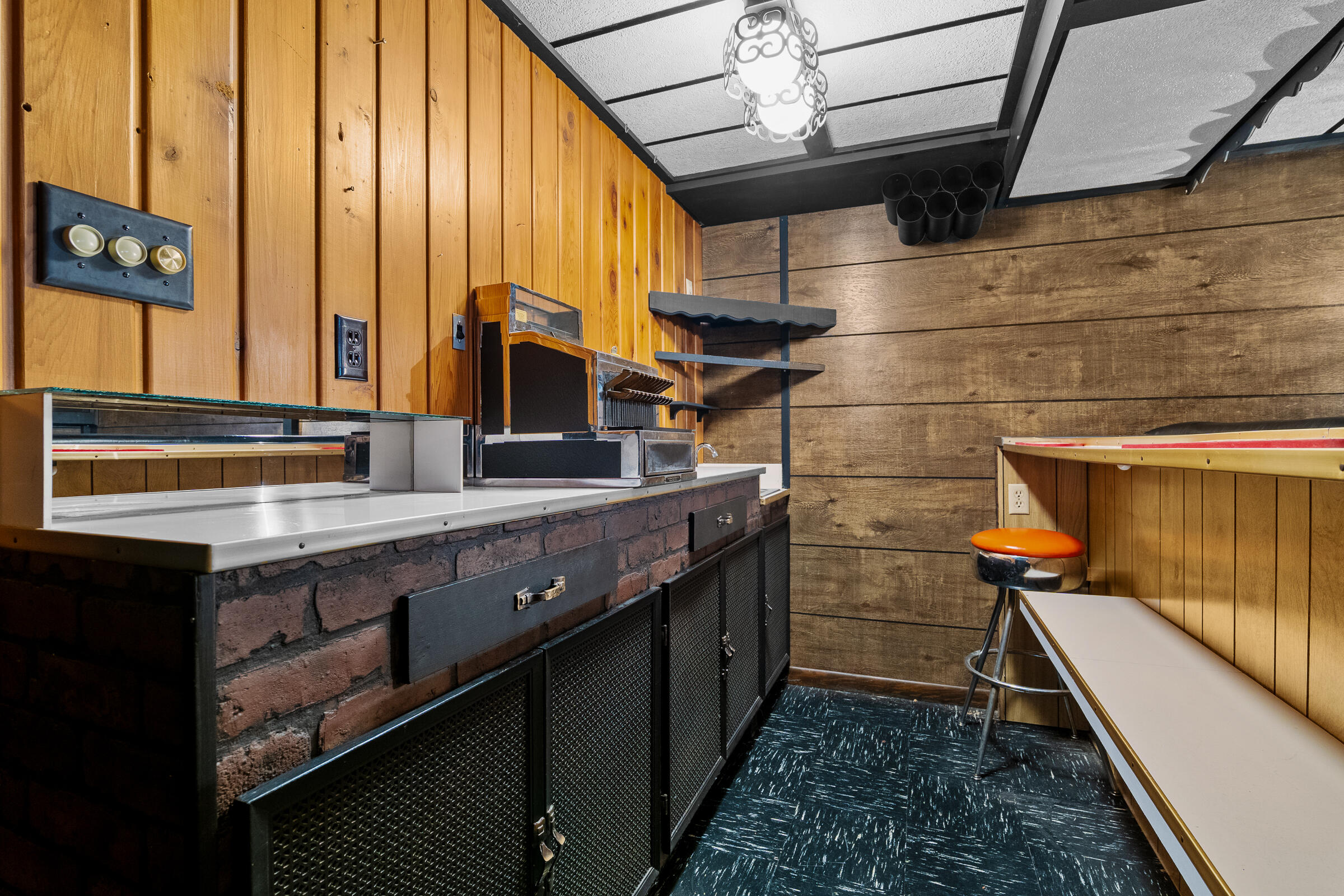 1702 South 25th Street Manitowoc, WI 54220 - Photo 27 of 35 1702S25thSt-28